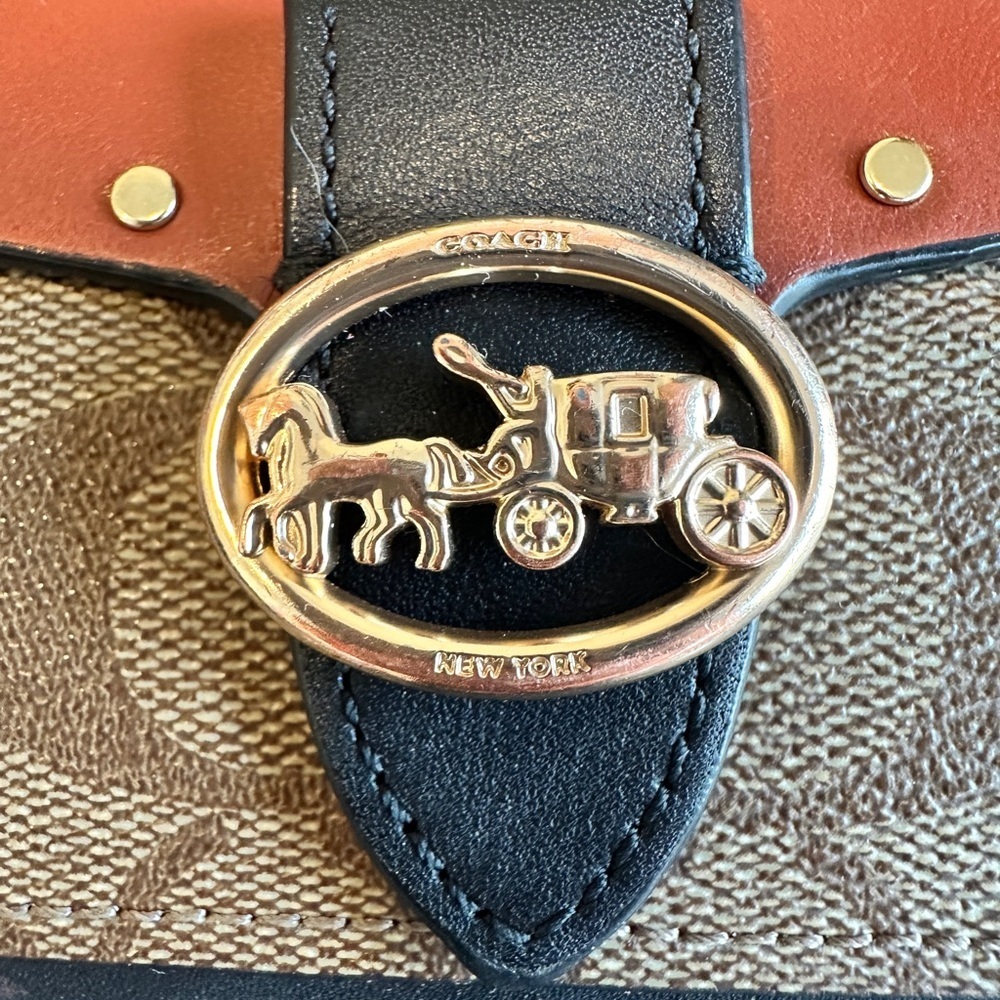 Coach Georgie Wallet Rivet - Picture 2 of 15